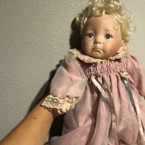 Diarra Effer collectible dolls